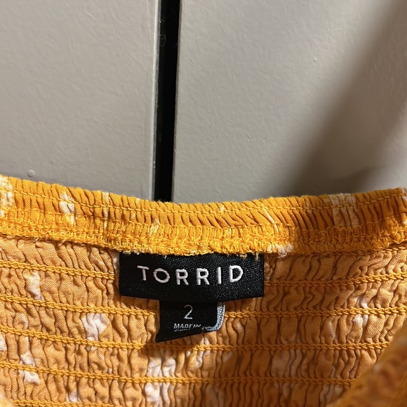 Torrid Size 2 Blouse - Picture 3 of 4